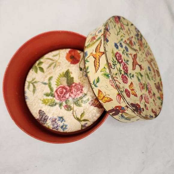 Floral Decorative Box with Butterflies - Picture 2 of 8